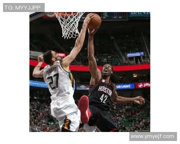 戈贝尔与阿联的巅峰对决：谁能在国际赛场上更胜一筹