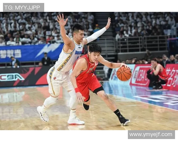 深圳领航者迎战山西队全力争胜展现篮球魅力与团队精神