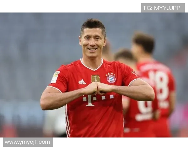 莱万重返老东家引发拜仁球迷愤怒纷纷指责其忘恩负义