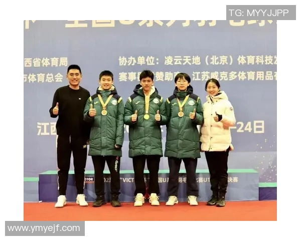 重庆羽毛球队在全国羽毛球意识排行榜中荣获第八名的佳绩引发关注 重庆羽毛球队在全国羽毛球意识排行榜中荣获第八名的佳绩引发关注