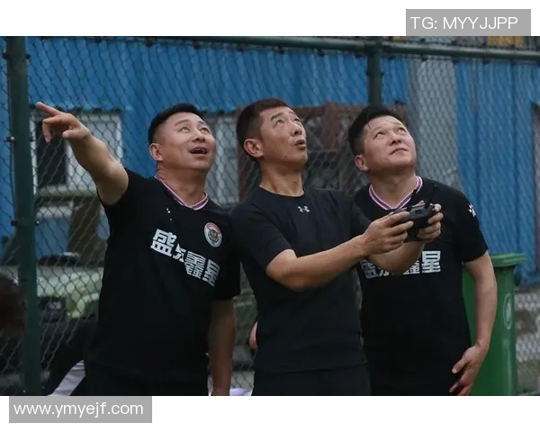 重庆足球队在足球团队协作排行榜中荣登第六名展现出色团队精神与实力