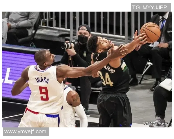 雄鹿与热火对决精彩回顾第几场比赛的关键时刻与战术分析